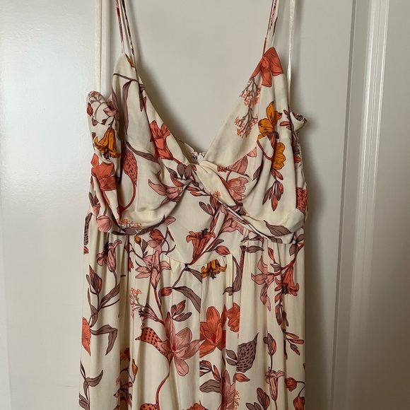 Petal and Pup Tusmore Dress - Picture 5 of 8